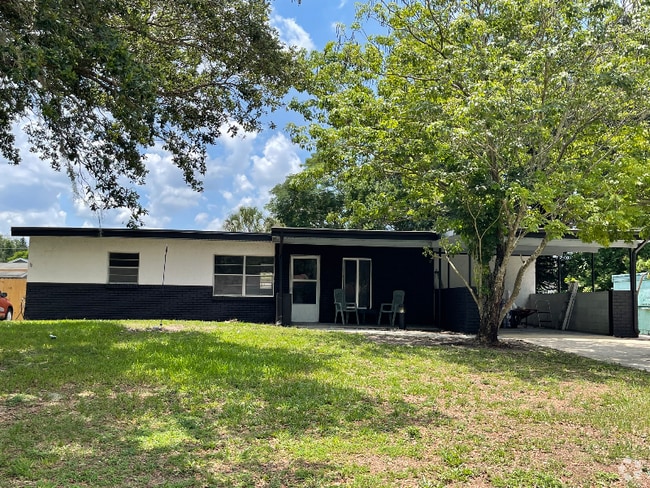 Building Photo - 11630 Cameron St