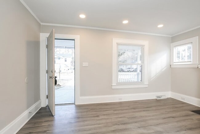 Foto del edificio - 1613 N Hamilton St