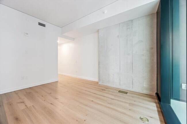 Foto del edificio - 610 Davis St