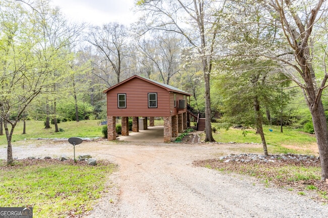 Foto del edificio - 597 Meadow Brook Ln