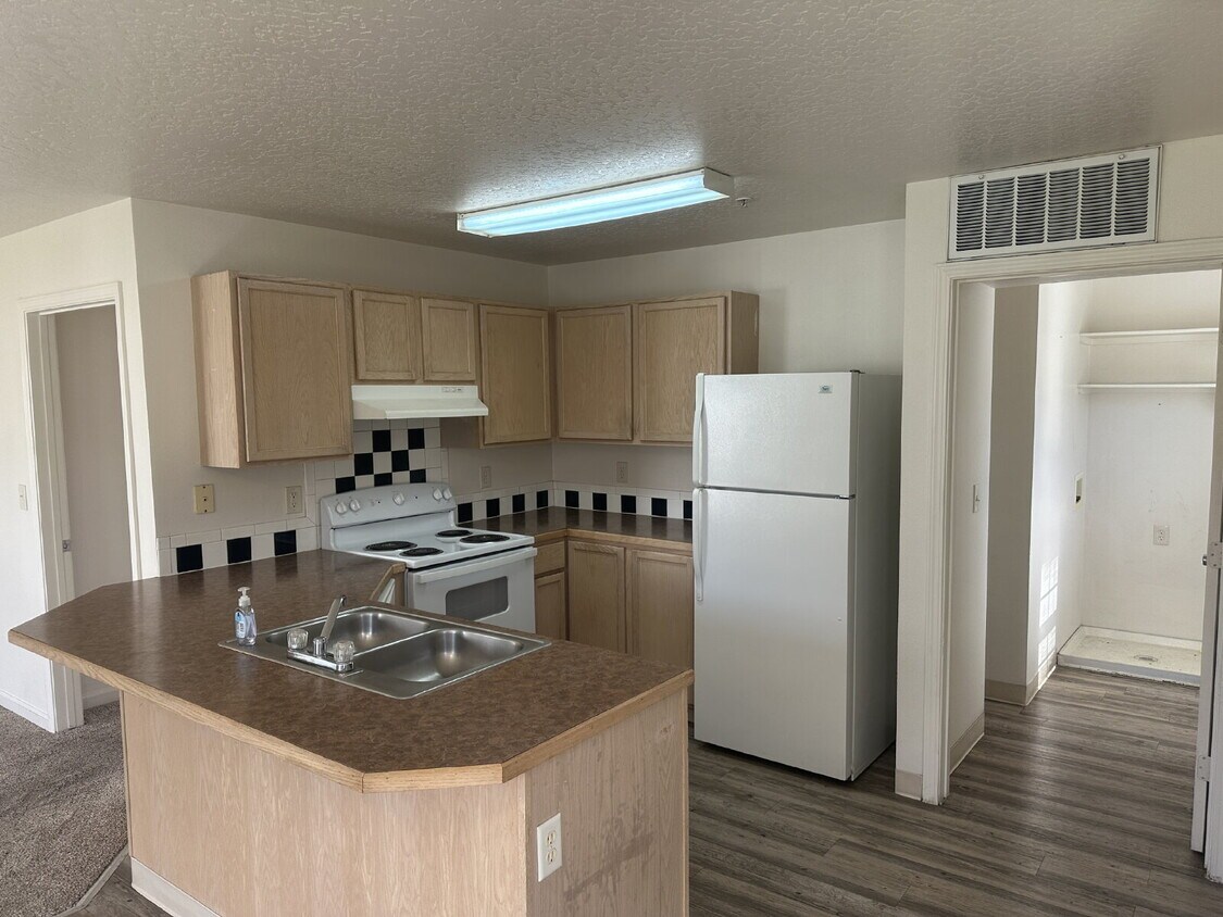 Foto principal - 112 Davis Ave