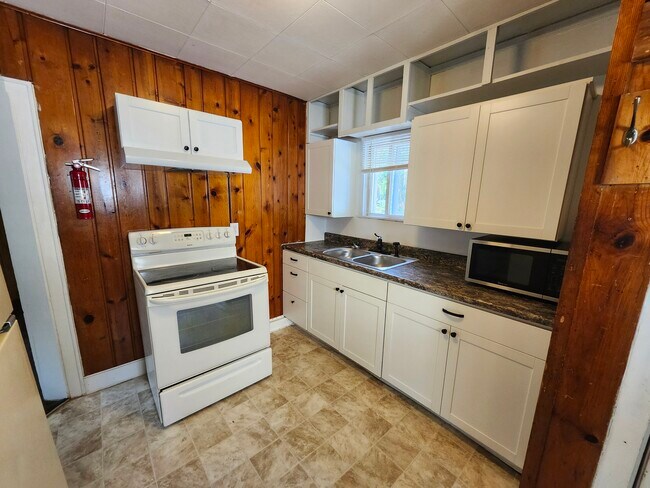 Foto del edificio - 815 9th Ave SE