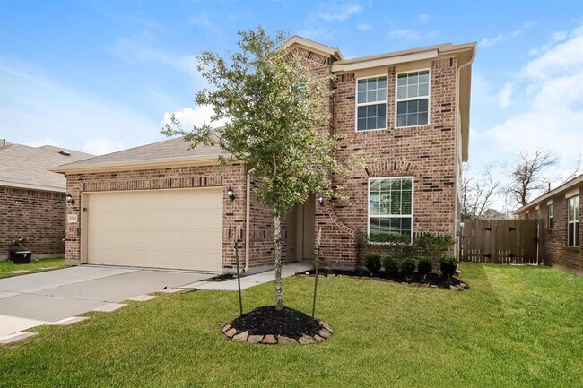 Building Photo - 2526 Cold River Dr