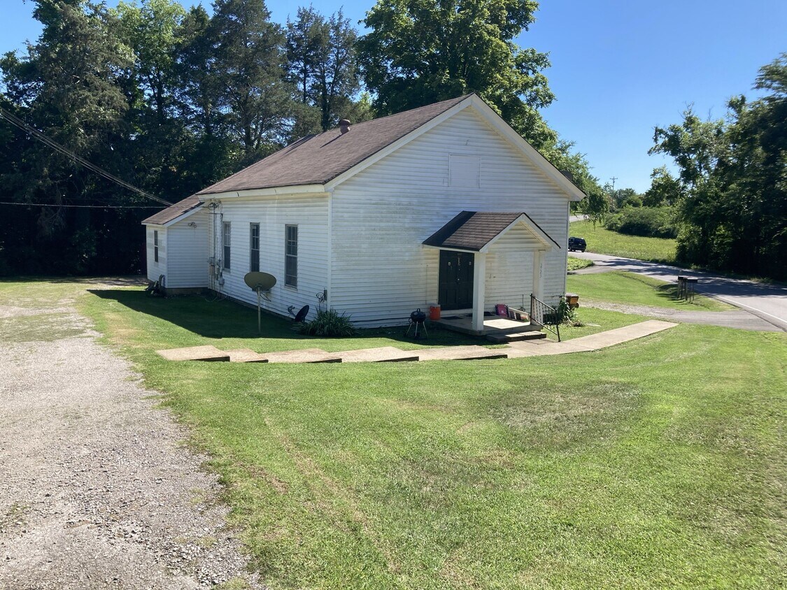 Primary Photo - 3723 Jim Warren Rd