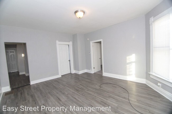 Building Photo - 4327 7th Ave