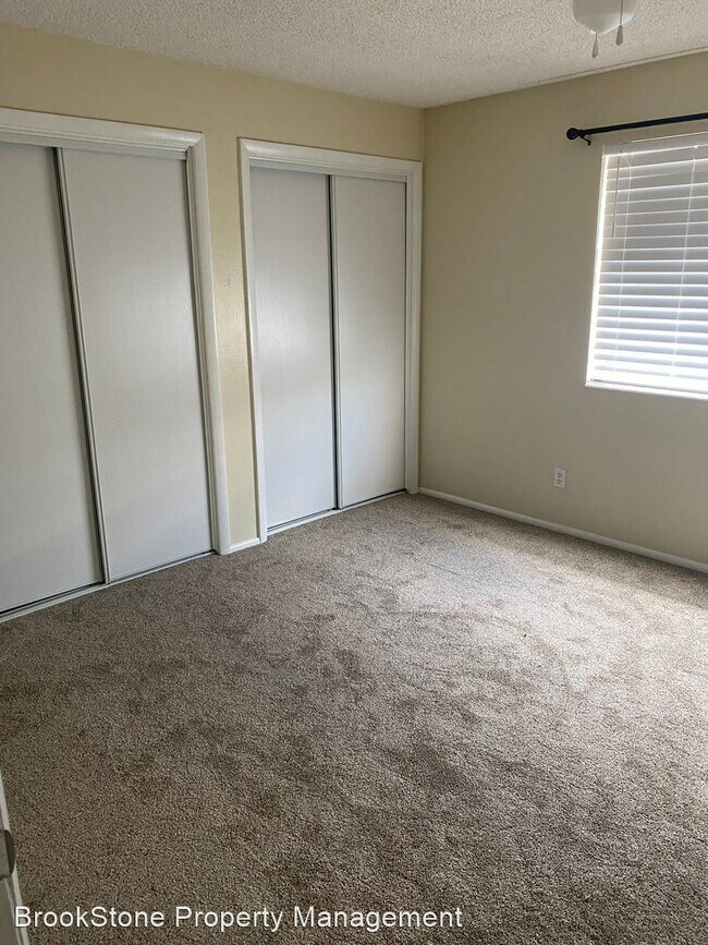 Building Photo - 2 br, 1.5 bath House - 991 N 1725 W #64