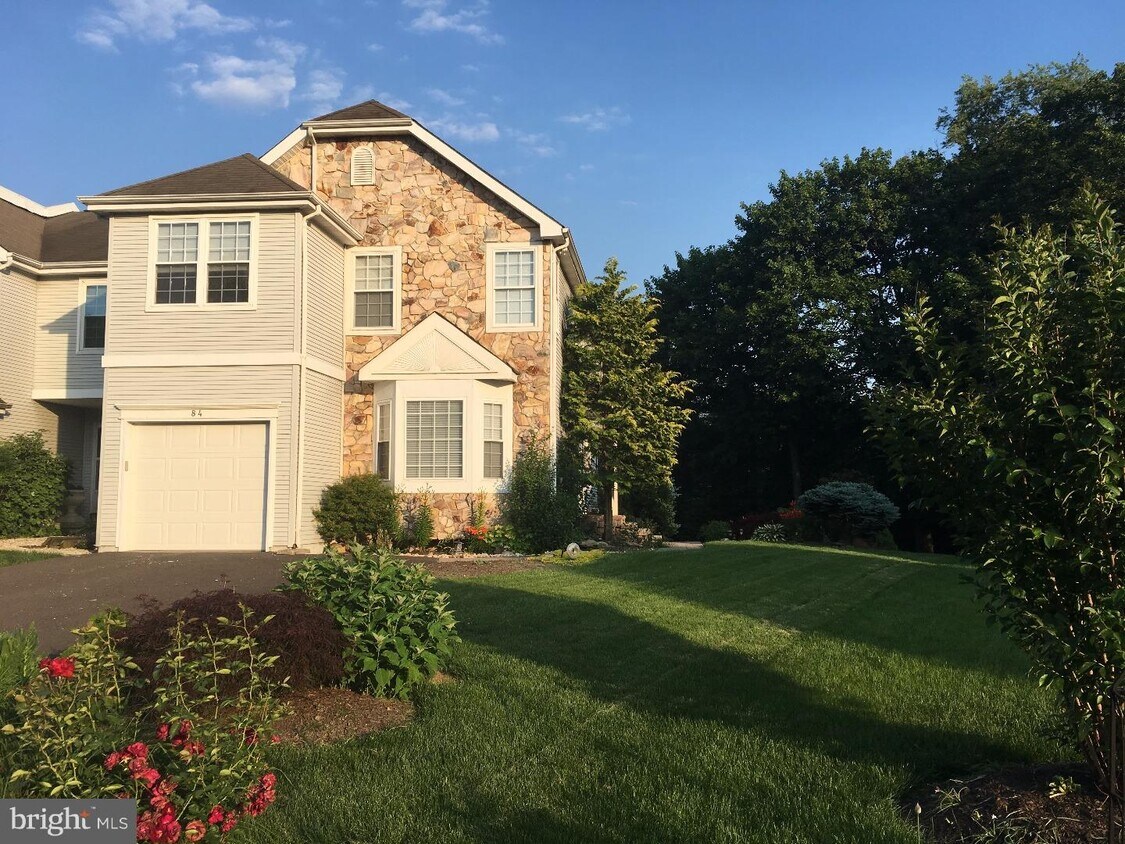 84 Yorkshire Dr, Newtown, PA 18940 Townhome Rentals in Newtown PA