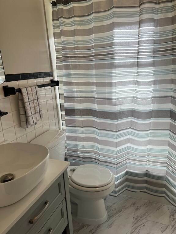 Building Photo - 23 Keyes St