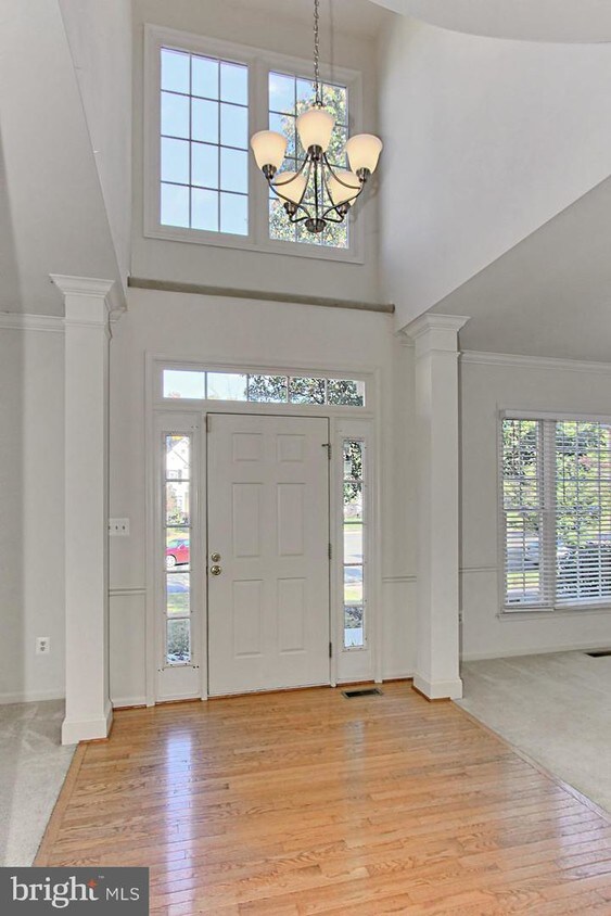 305 Marjorie Ln, Herndon, VA 20170 House Rental in Herndon, VA