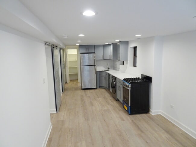 Building Photo - 1509 N Rockwell St