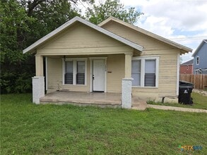 Building Photo - 1219 S 10th St