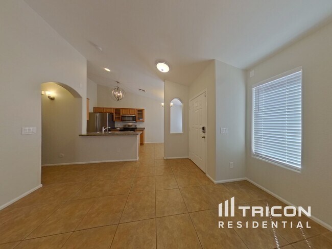 Building Photo - 21308 Howell Dr