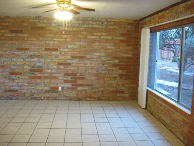 Building Photo - Blacklidge Court