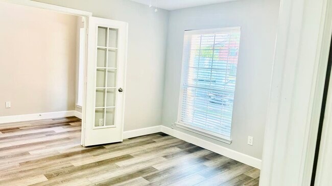 Foto del edificio - 1905 Grand Willow Ln