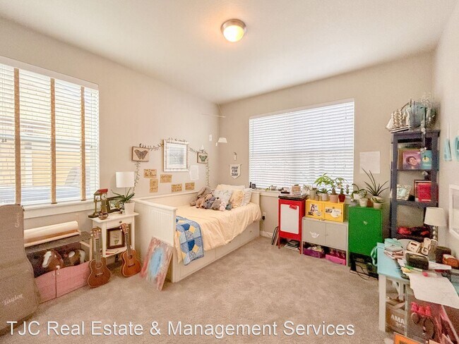 Building Photo - 2 br, 2 bath House - 2321 Xenia St