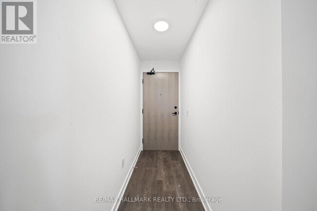 Building Photo - 130 River St