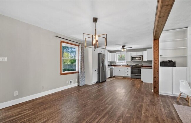 Foto del edificio - 2017 Lisbon Rd