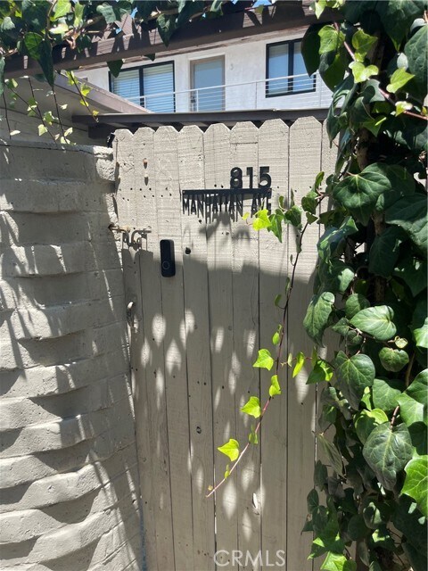 Foto principal - 815 Manhattan Ave