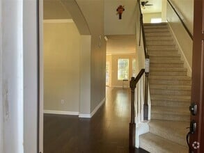 Building Photo - 201 Arrowhead Trail