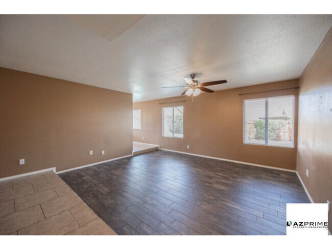 Foto del edificio - Welcome to this Delightful 3/2 Phoenix House!