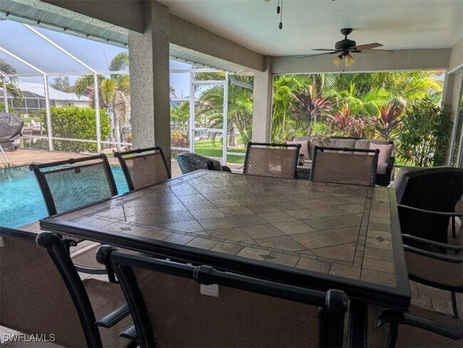 Foto del edificio - 5008 SW 9th Pl