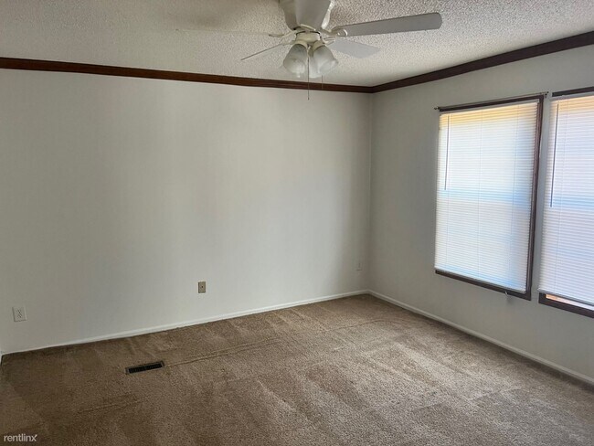 Foto del edificio - 3 br, 2 bath House - 525 Reva Lane