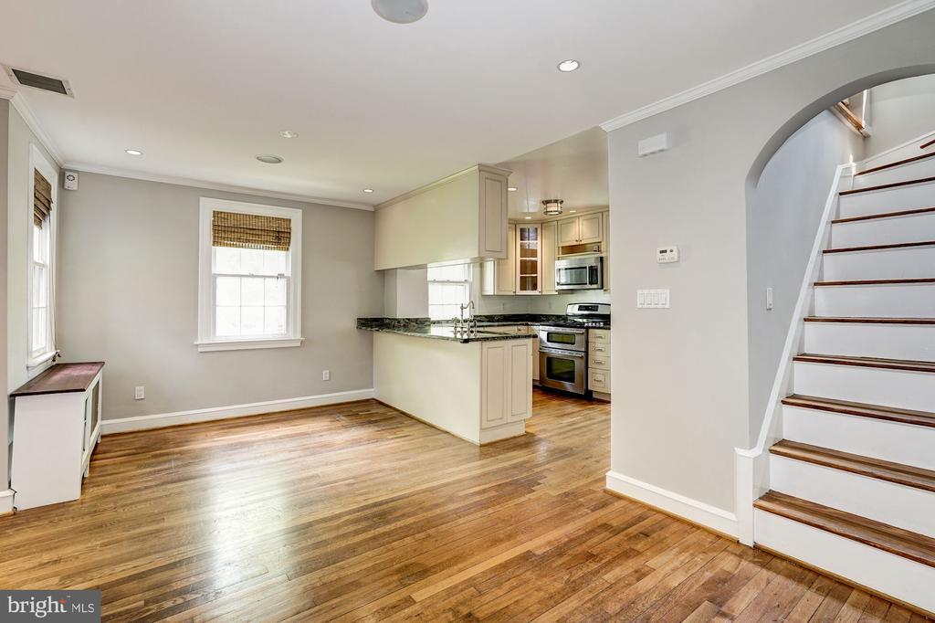 Foto principal - 4350 River Rd NW