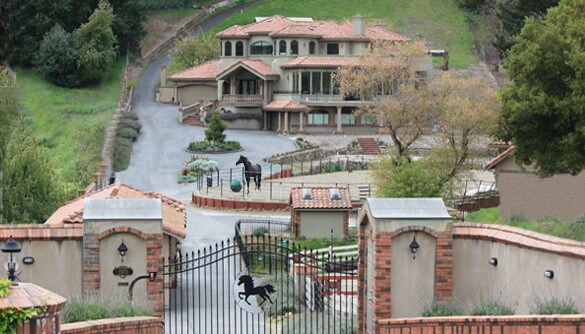 Mansión privada en el campo, segura, con acceso controlado y tranquila. - 25651 Palomares Rd