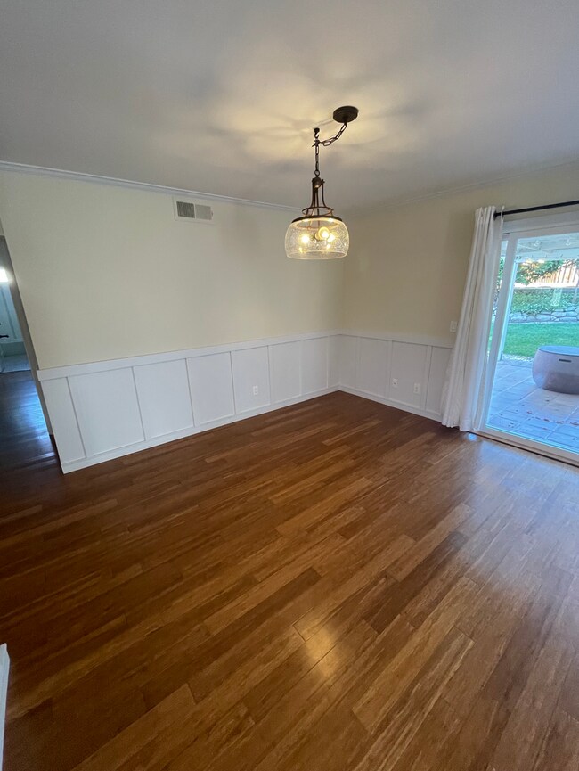 Foto del edificio - 4Bed/2Bath Goleta Home For Rent!