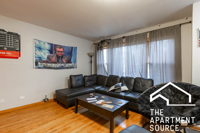Foto del edificio - 1416 W Lill Ave