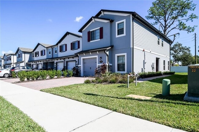 Building Photo - 310 Cedar Bark Ln