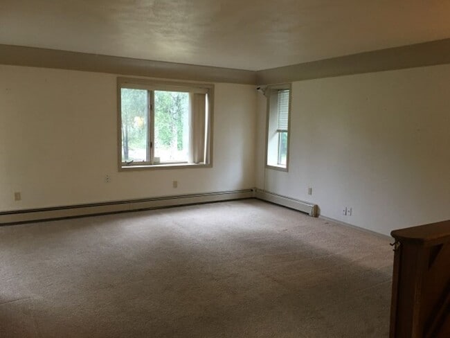 Building Photo - 3766 Lyle Ave