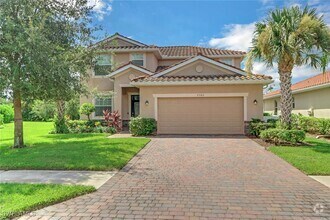 Building Photo - 2362 Heydon Cir E
