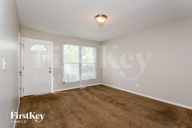 Building Photo - 1555 Florida Dr