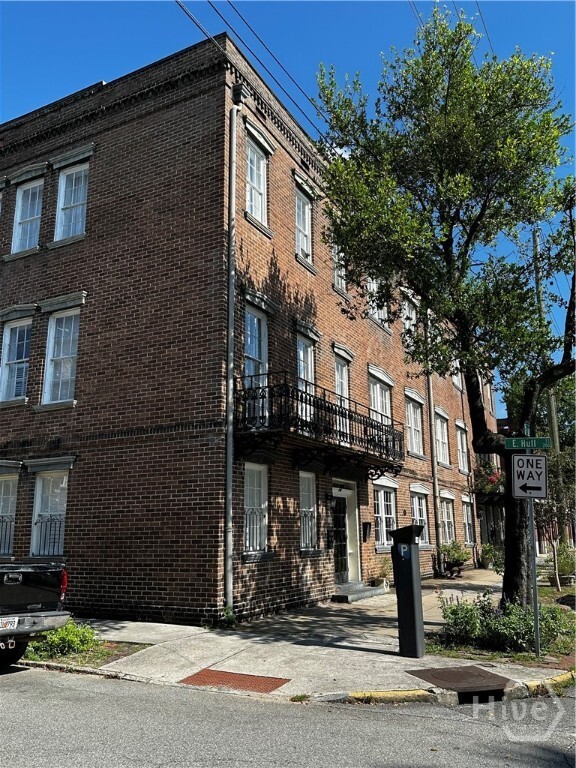 Building Photo - 219 Abercorn St