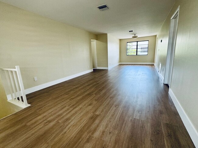 Foto del edificio - 19360 SW 103rd Ct