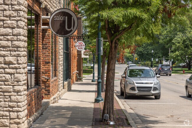 From salons to Detroit-style pizza, Lake Orion has it all.