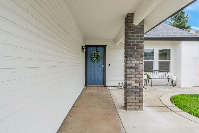 Foto del edificio - 3656 W Harvard Ave