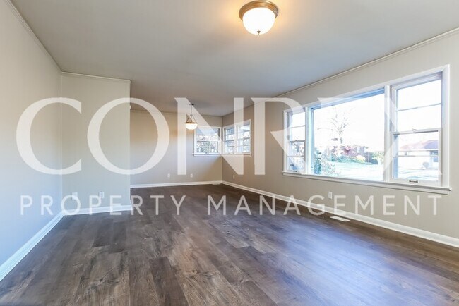Foto del edificio - Great 3 Bedroom in Heart of Park Hill