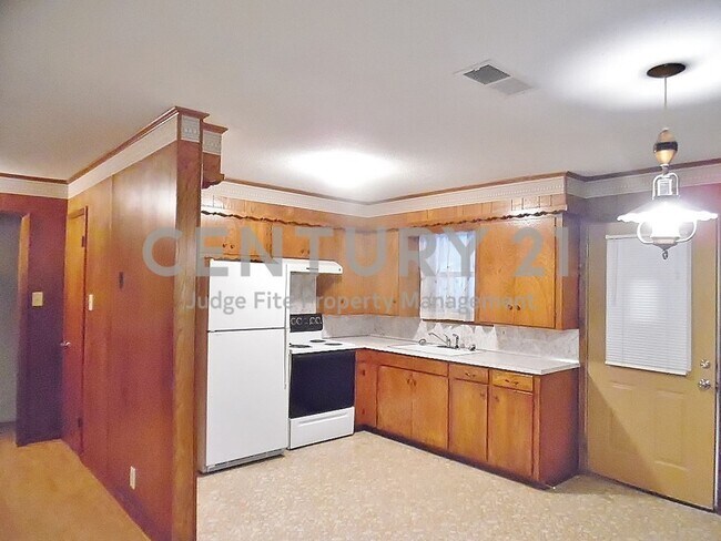 Building Photo - Nice 2/1 in Loon Bay For Rent!