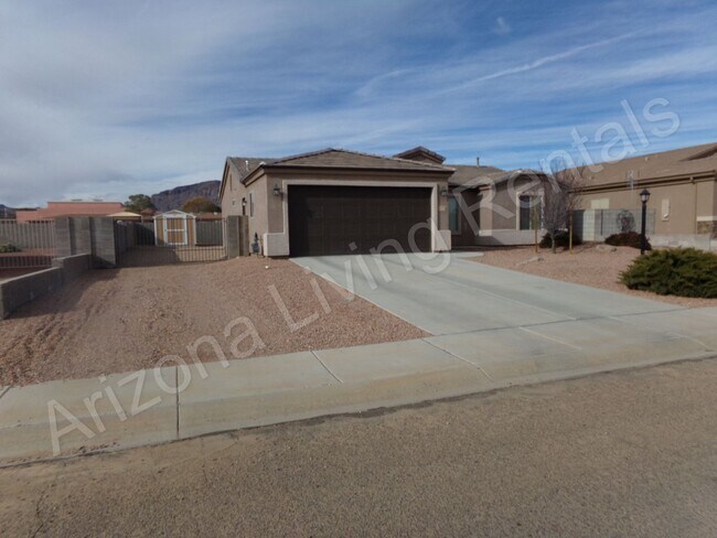 Foto del edificio - SUPER CLEAN 4 BEDROOM HOME