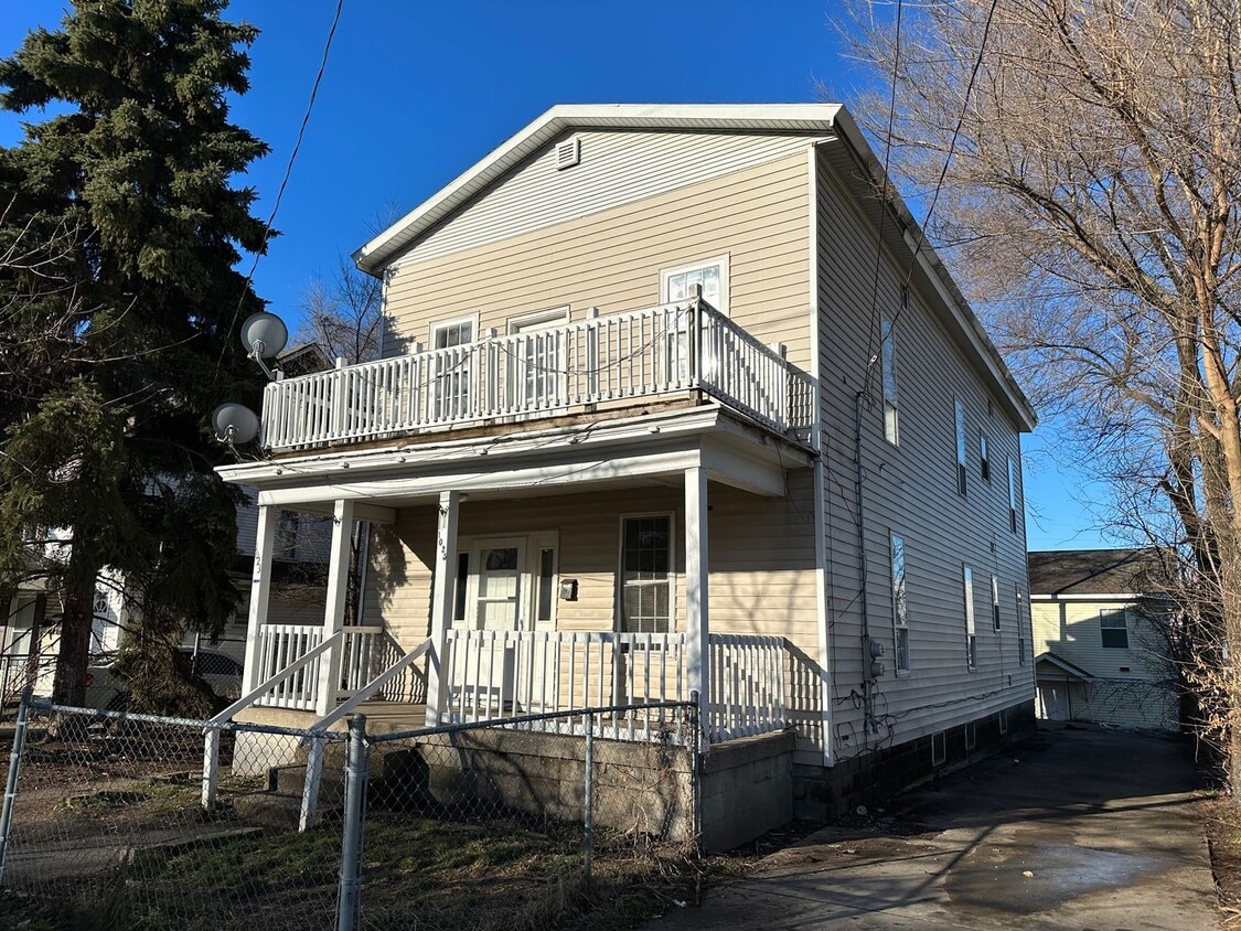 Primary Photo - 1023-1025 Lafayette NE