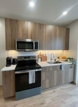 Building Photo - 294 Broadway