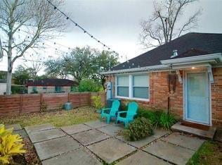 Building Photo - 6701 Park Ln