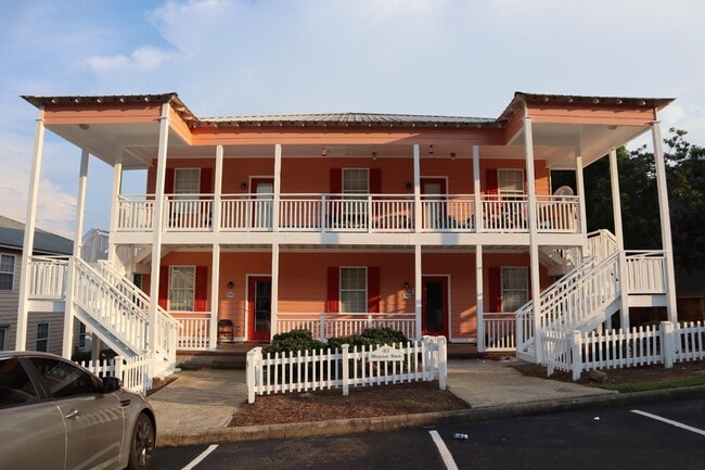 Building Photo - 8082 Veterans Pkwy