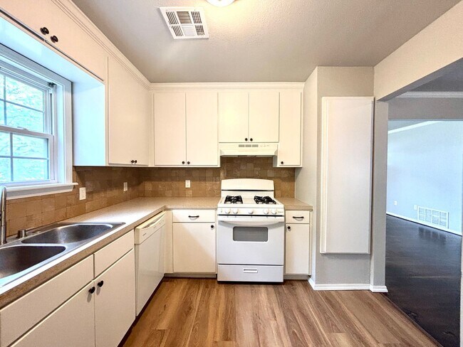 Foto del edificio - Newly Updated 2-bedroom, 1-bathroom Home