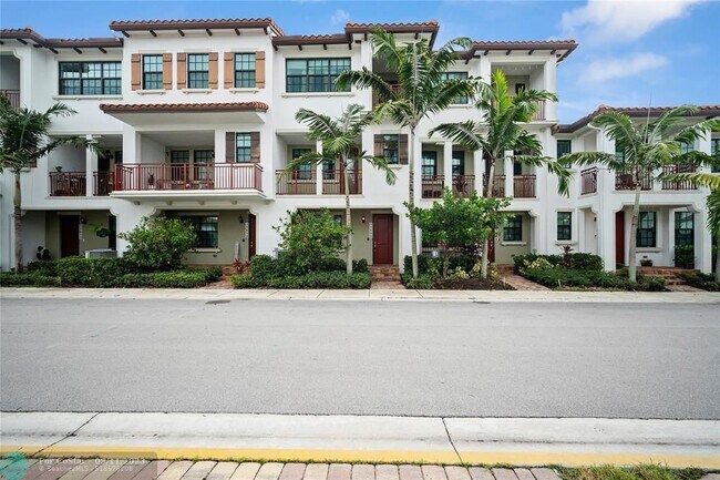 Building Photo - 11609 SW 13th Ct
