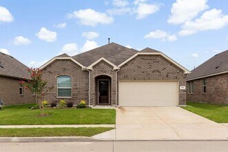 Building Photo - 1213 Acacia Dr