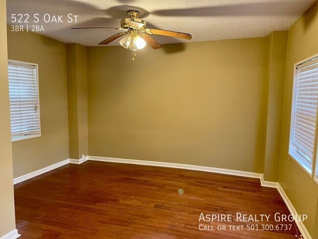 Foto del edificio - Spanish Style Bungalow in Stifft Station