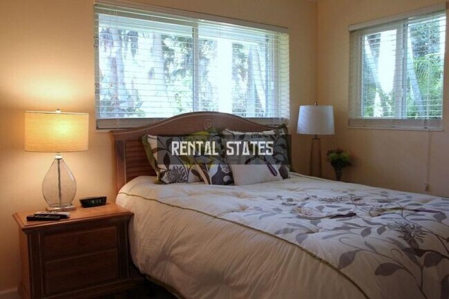 Building Photo - 2 bedroom in Hobe Sound FL 33455